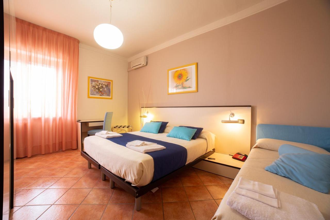 Hotel Mediterraneo Sapri Exterior foto